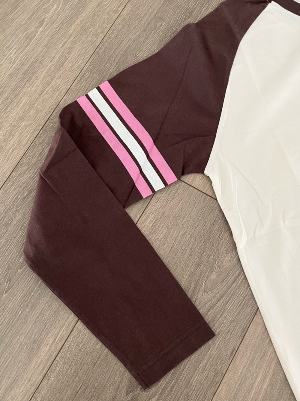 NWT Gola White With Brown and Pink Accent Longsleeve Baseball T-shirt Size Large - Picture 4 of 7